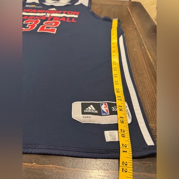 Team Issue Washington Wizards Basketball Practice Jersey - Rare Reversible - Picture 8 of 9